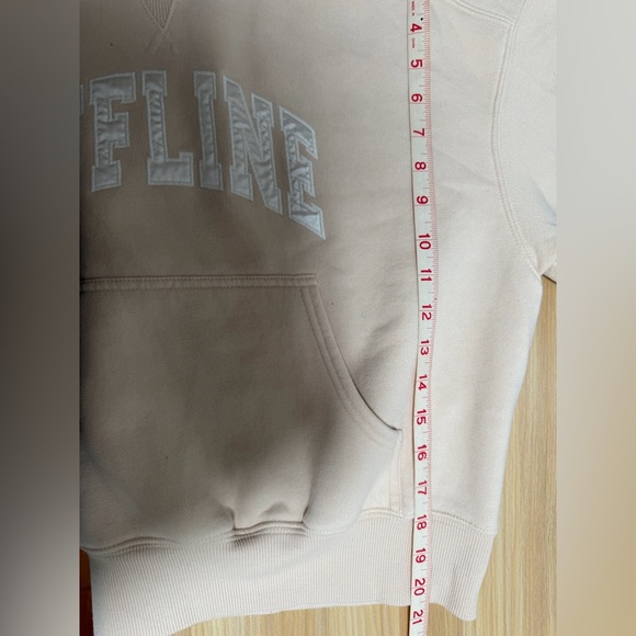 Offline By Aerie Hoodie Cropped Cream Sz XS OFFLINE Spell Out Beach Vacay Summer - Picture 6 of 7